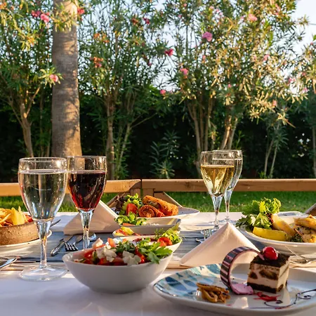 Отель Palmeras 5*